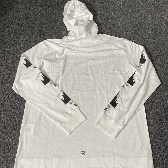 Givenchy Disney L Castle T-shirt with hood in printed jersey - White - NWT $790 - Picture 5 of 16